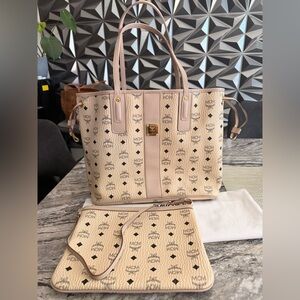MCM Tote Large Beige